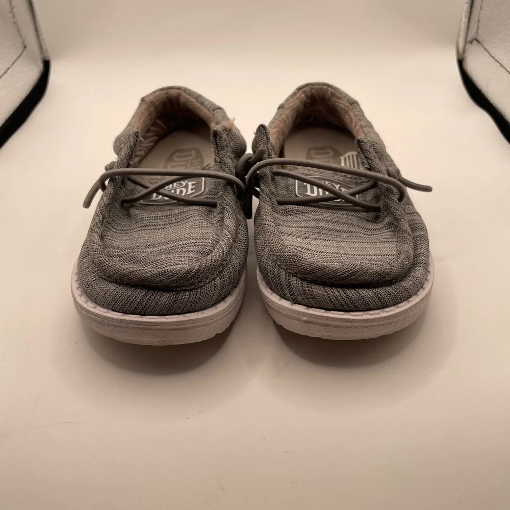 Hey Dude gently used